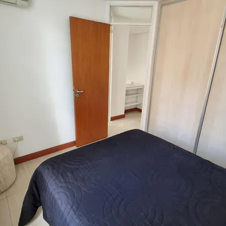Duplex A Metros Del Monumento A La Bandera Apartment Rosario Exterior photo